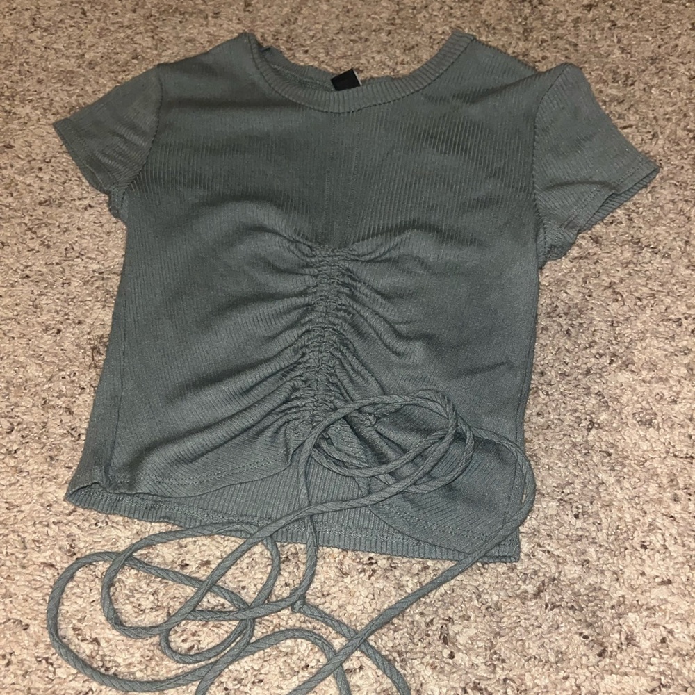 Women’s Windsor Olive Green Short Sleeve Ruched Crop Top